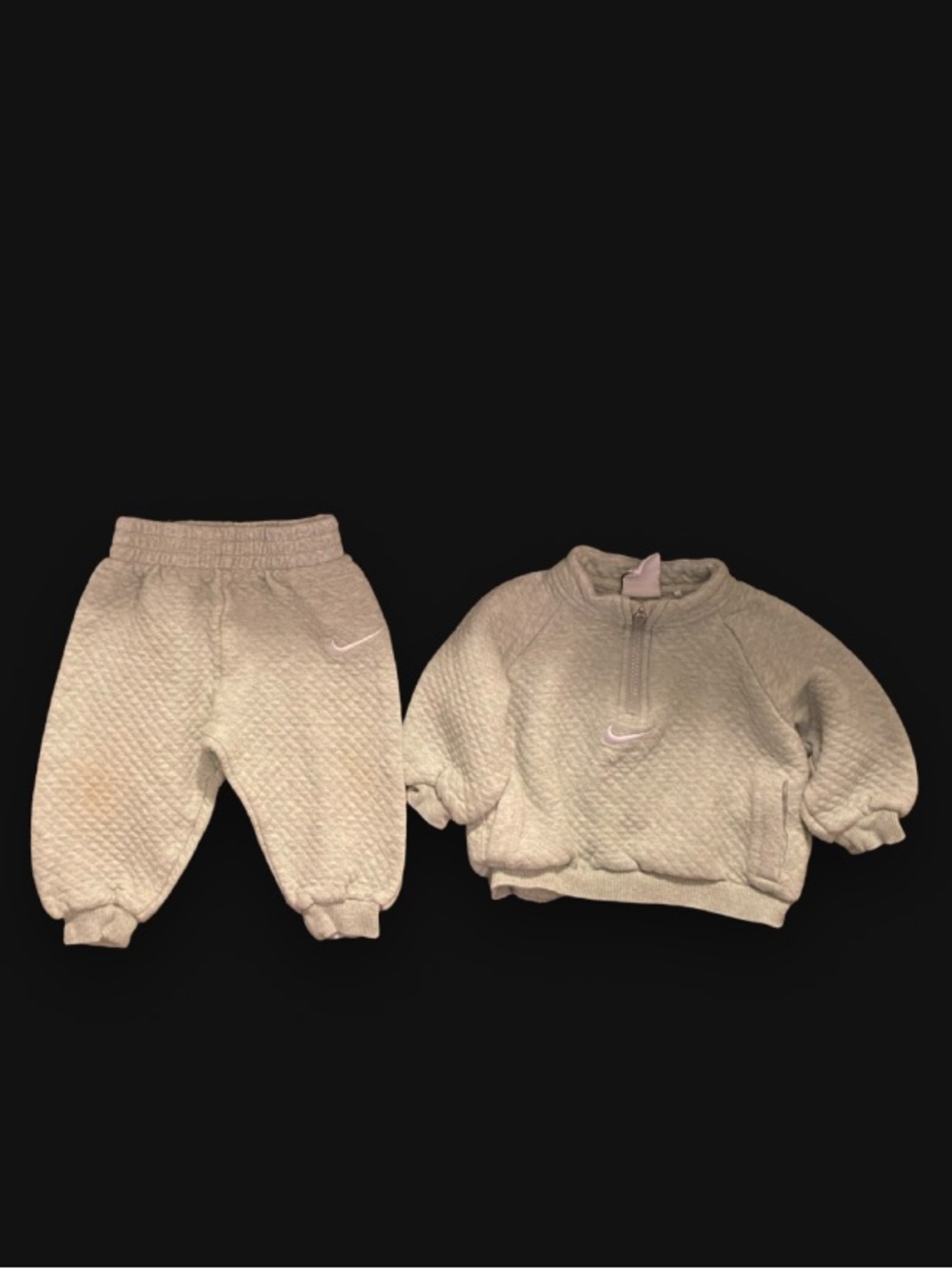Nike 2 Pc Outfit - Picture 9 of 9
